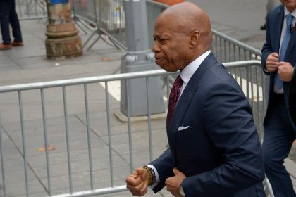 NYC Mayor Eric Adams arrives to turn himself in to face charges in federal corruption case