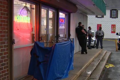 Restaurant Employee Shoots Robber Dead During Robbery And Assault