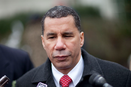 Former New York Gov. David Paterson, stepson attacked by group of suspects while walking dog: Report