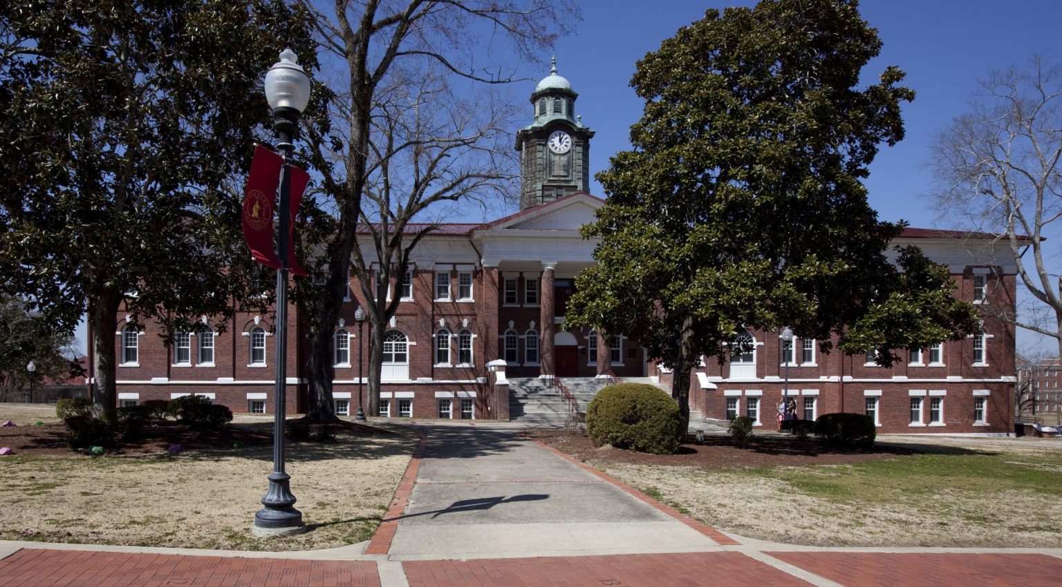 Gunshots at Tuskegee University’s 100th homecoming caught on video; 1 dead, several injured