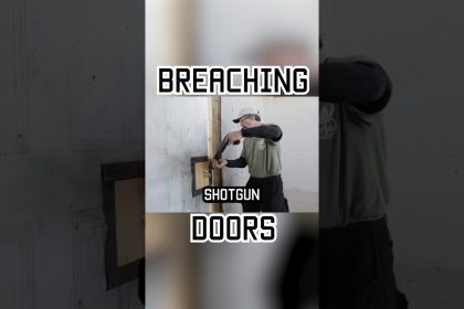 How to breach a door. #specialforces #military #youtubeshorts #reels