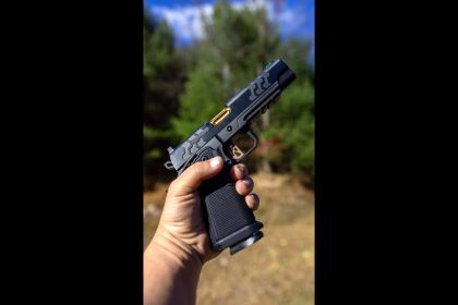 NEW 1911 Handgun (Kimber 2k11)