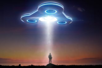 Former defense official makes earth-shattering UFO revelation as unexplained drones leave millions on edge