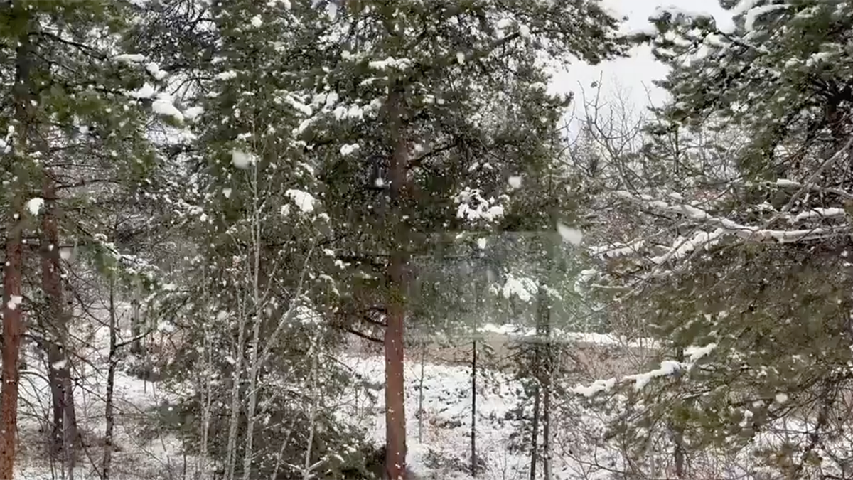 First snow of season in Colorado