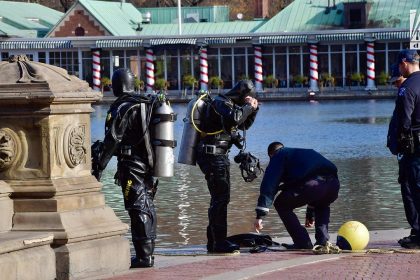 NYPD divers seen searching Central Park lake as manhunt for CEO killer continues