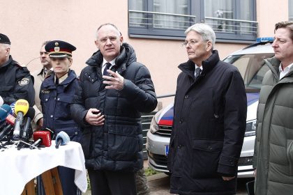 Austria stabbing attack suspect is Syrian migrant who pledged allegiance to Islamic State, officials say