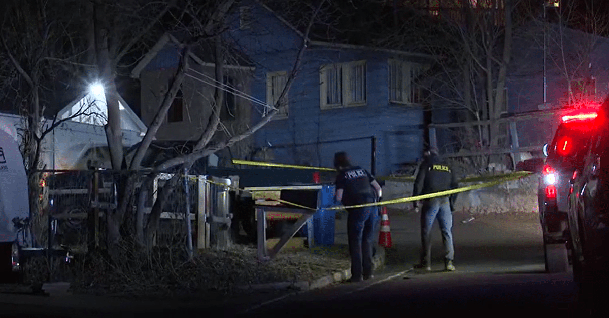 Armed Citizen Shoots Man Who Stabbed Him In The Neck, Stopping The Attempted Murder