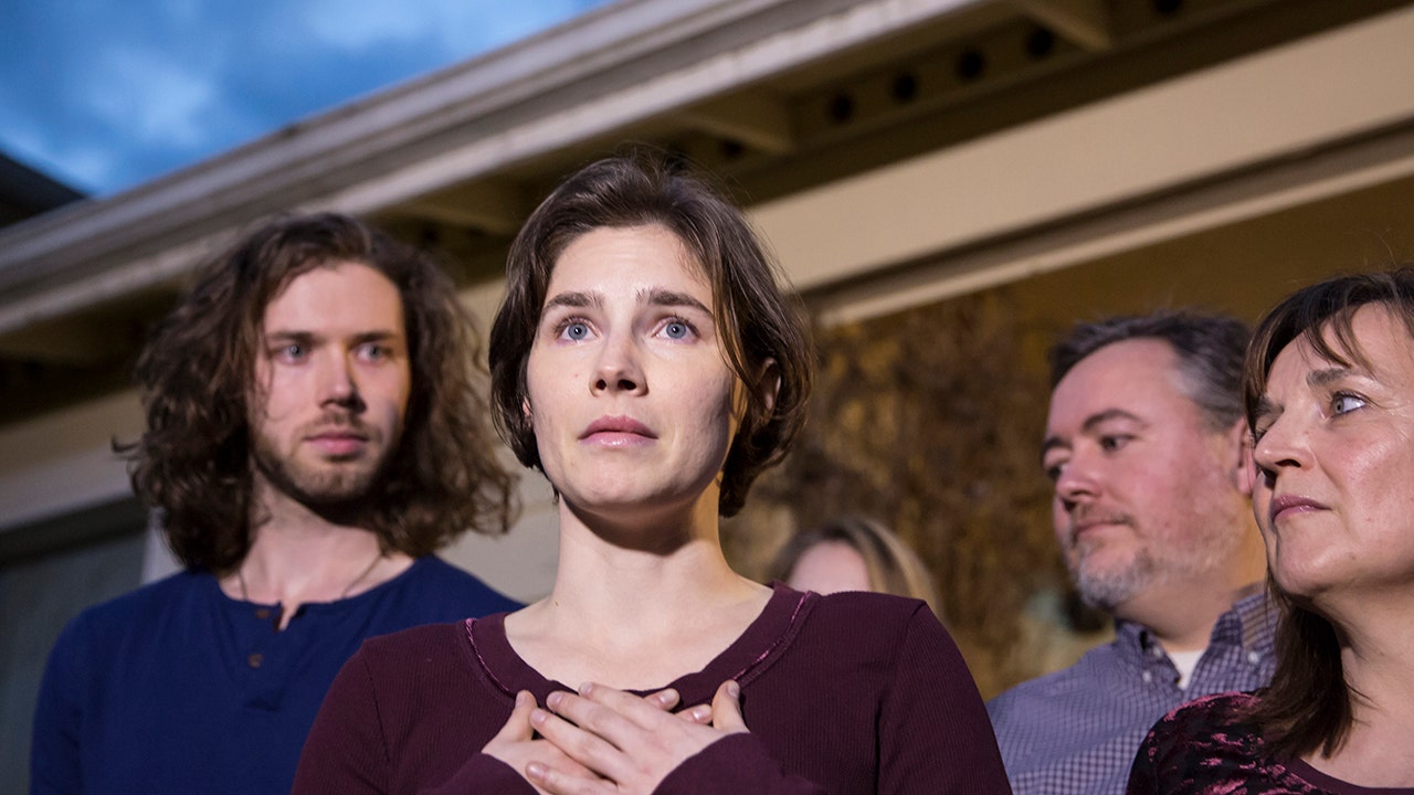 Amanda Knox says Catholic priest ‘saw my humanity’ in prison, helped restore faith in herself