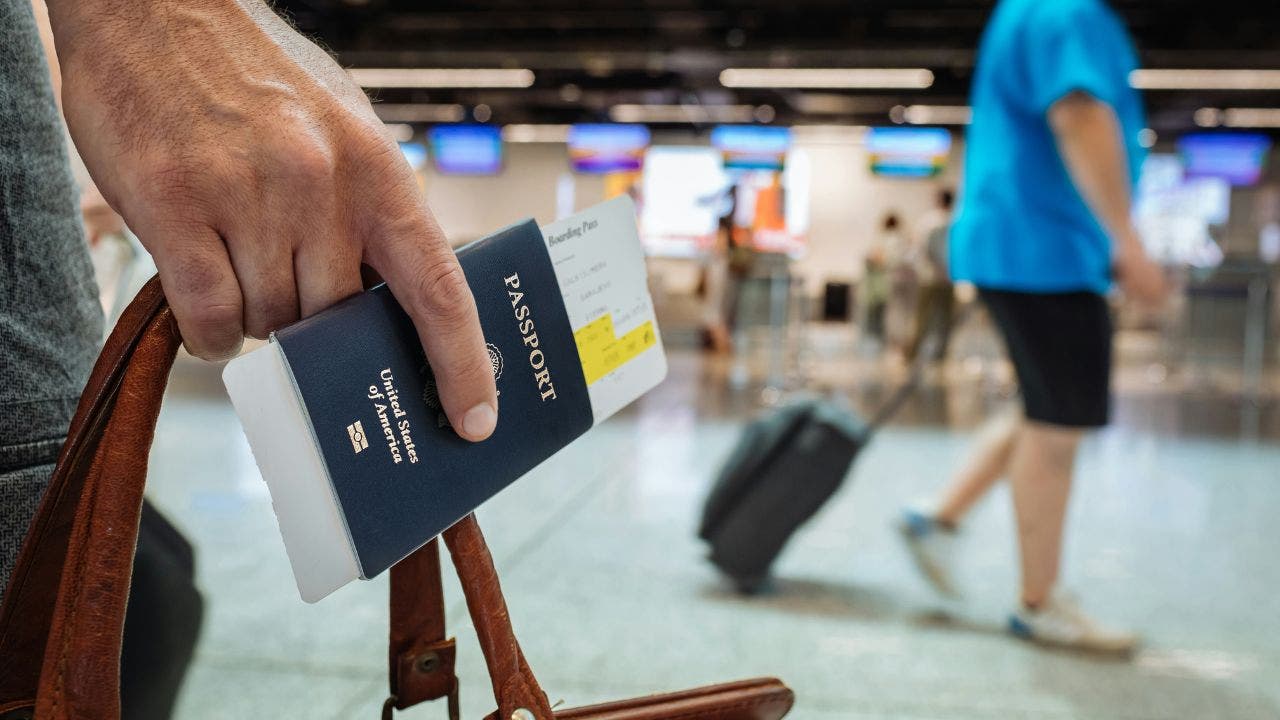 7 simple ways to protect your credit cards while traveling