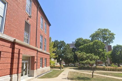 Illinois State University issues emergency alert for manhunt for gun-toting suspect