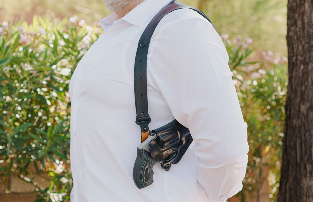 First Look: Galco Masterbilt Master Agent Shoulder System