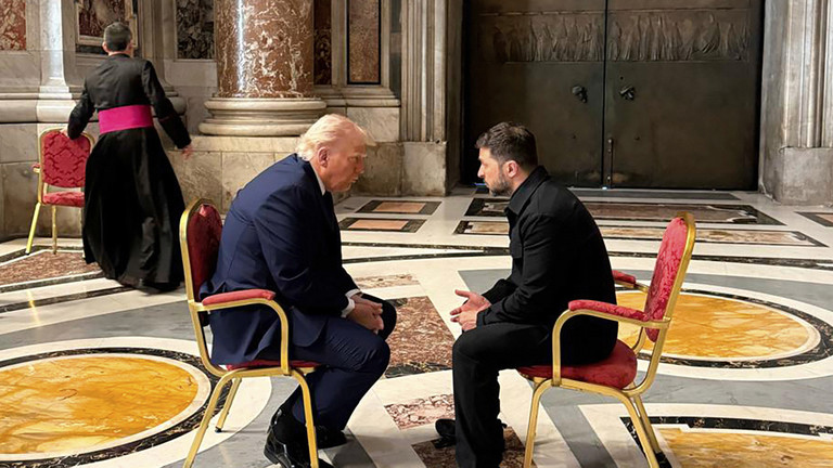 Zelensky Requested “More Weapons” In The Vatican