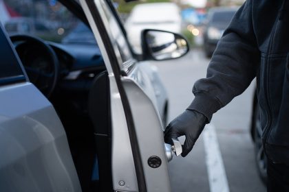 American car thefts surge as teenage bandits, international crime rings ship stolen vehicles overseas