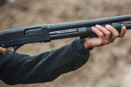 Florida Man Holds AC Unit Thief at Gunpoint After Firing Warning Shot with Shotgun