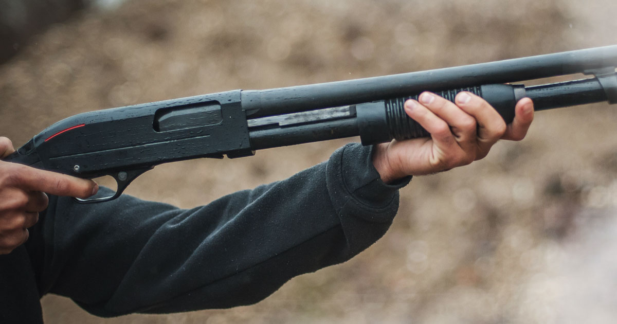 Florida Man Holds AC Unit Thief at Gunpoint After Firing Warning Shot with Shotgun