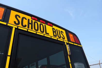 17 students taken to hospital after Chicago bus crash