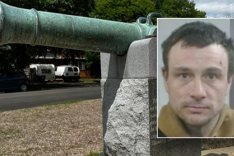 Kansas man allegedly stole rare, historic 800-pound cannon from park for drug money: report
