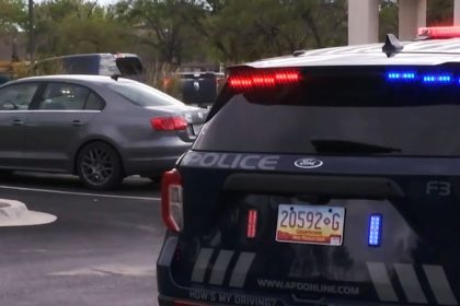 Bystander Shoots Aggressive Panhandler in Leg After Warning Shot Fails to Deter Attack