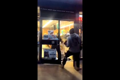 Mass Looting Breaks Out As LA Riots Intensify