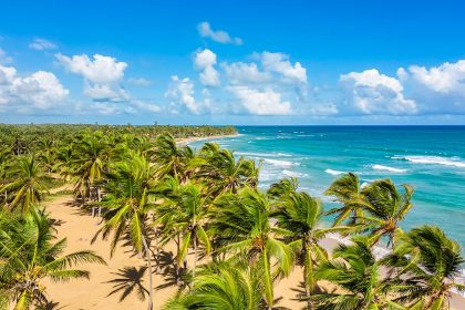 American tourists in popular vacation spot face increased risk of being killed, robbed
