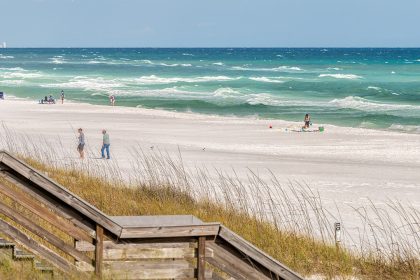 Police reveal contents of mysterious black packages that washed up on pristine Florida beach