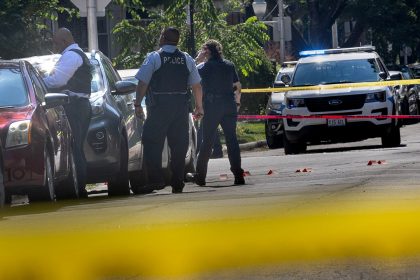 Chicago’s bloody July Fourth weekend leaves 55 shot, 6 dead: report