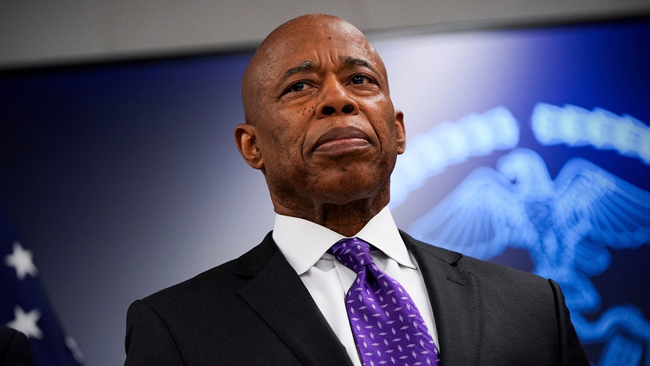 Manhattan shooter Shane Tamura got ‘lower part’ of rifle from associate, NYC mayor says