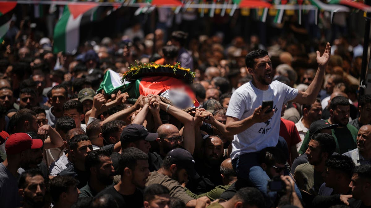 Sayfollah Musallet funeral