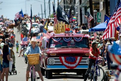 Americans at July 4th celebrations warned of lone wolf terrorist threat