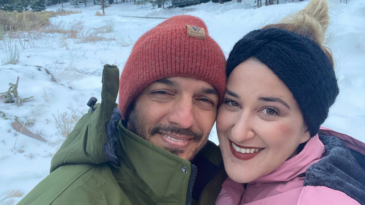 yoel and marissa diaz selfie in snow