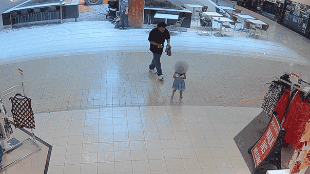 Surveillance video shows 26-year-old man grabbing toddler from mall play area before arrest for abduction