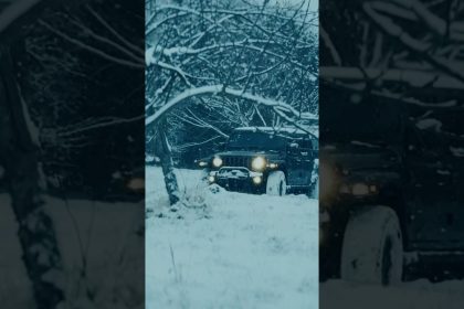 Ready for winter in my Jeep #jeep #car #shorts