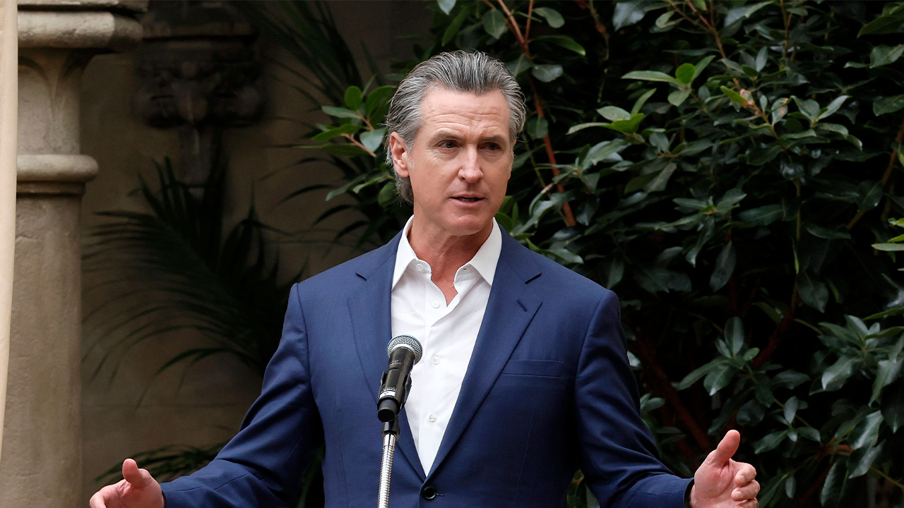 Newsom deploys crime teams statewide as White House mocks ‘copying Trump agenda’