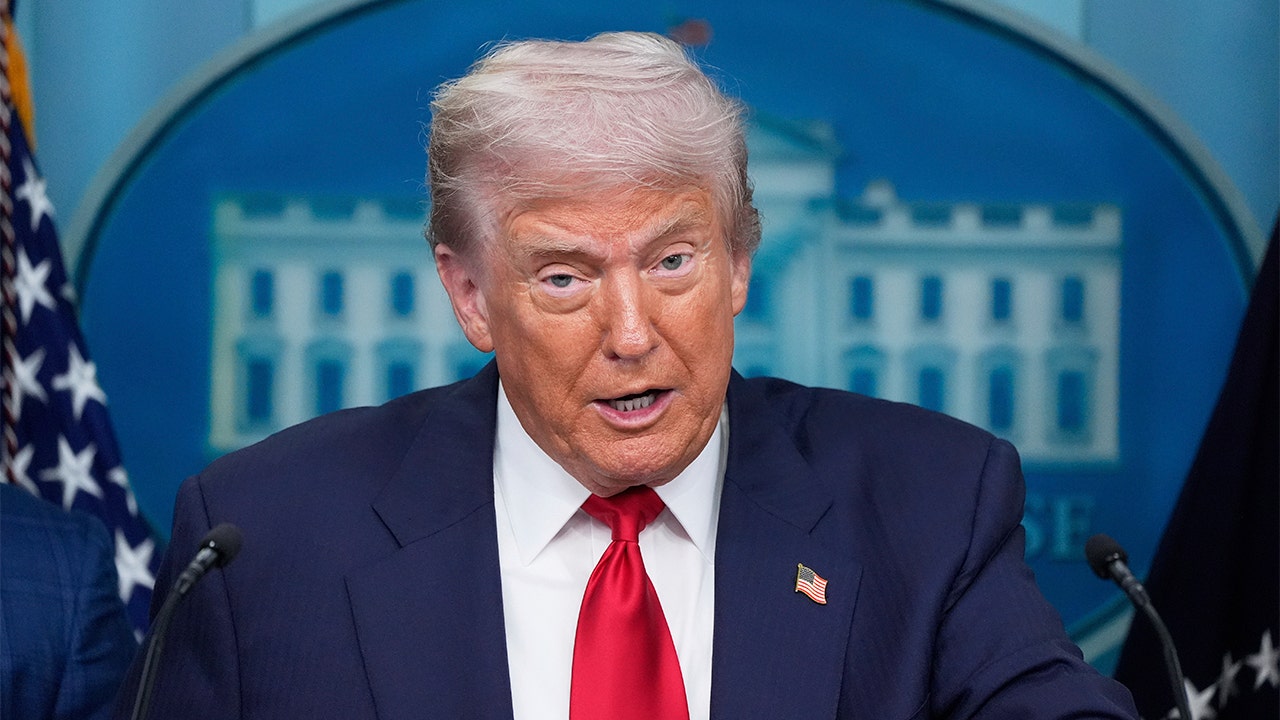 Trump cancels .9B foreign aid, pushes DC death penalty, touts Kim ties