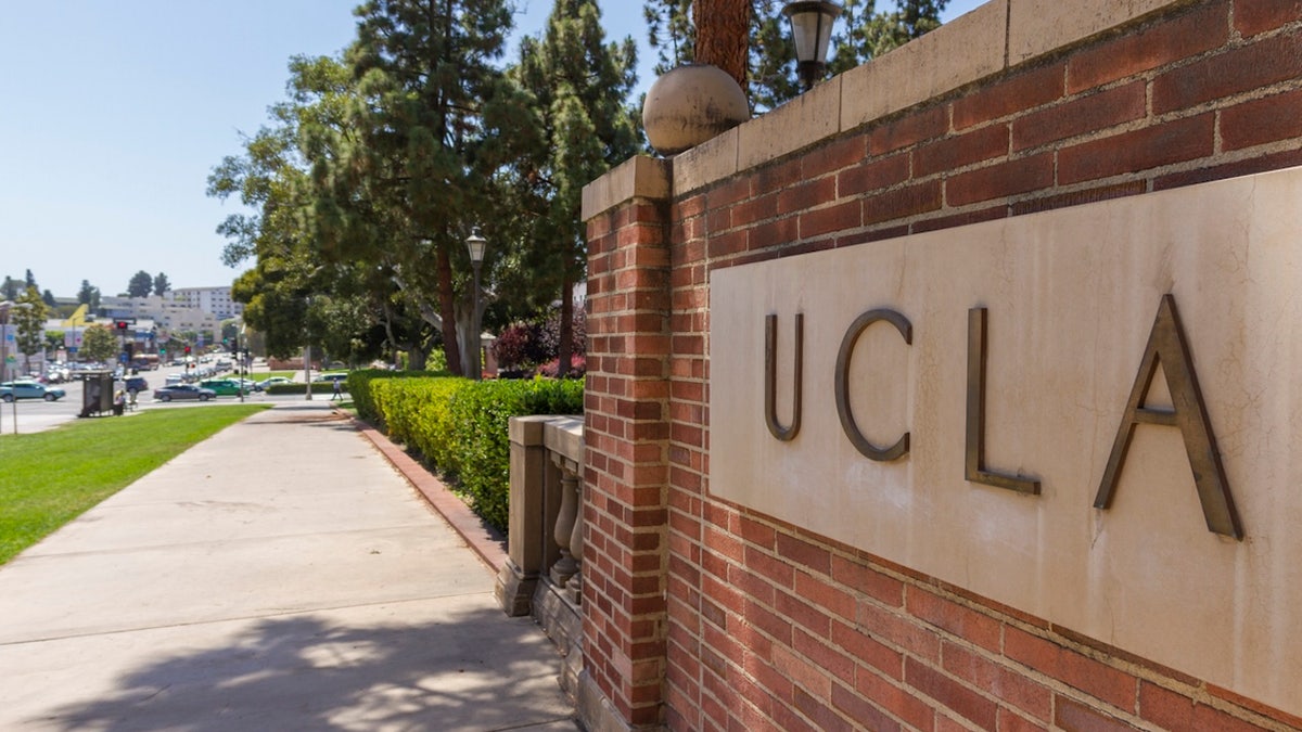UCLA sign