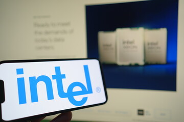 The Real Problem with Trump’s Intel Deal