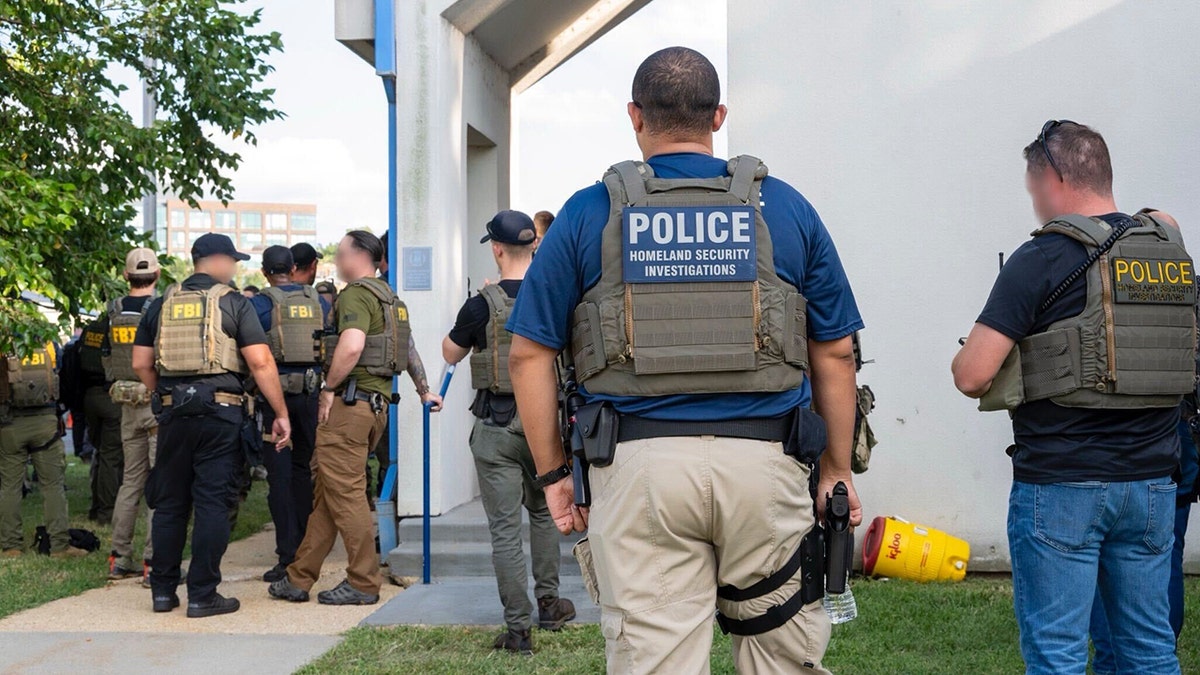 Kash Patel meets with FBI agents