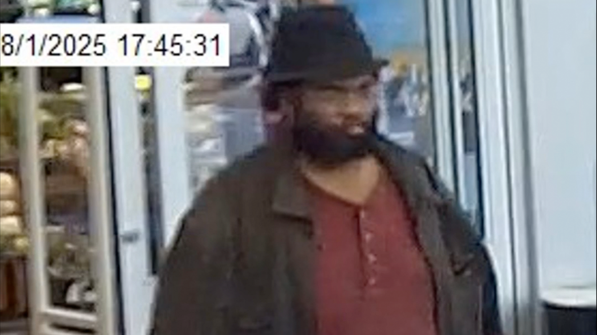 kevin moses walker pictured on walmart surveillance video