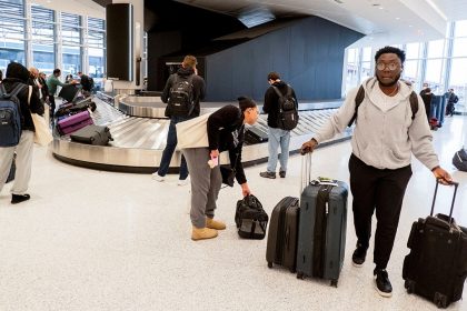 Your discarded luggage tags are worth money to scammers