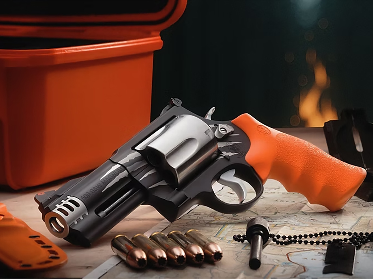 First Look: Smith & Wesson 500 Emergency Kit