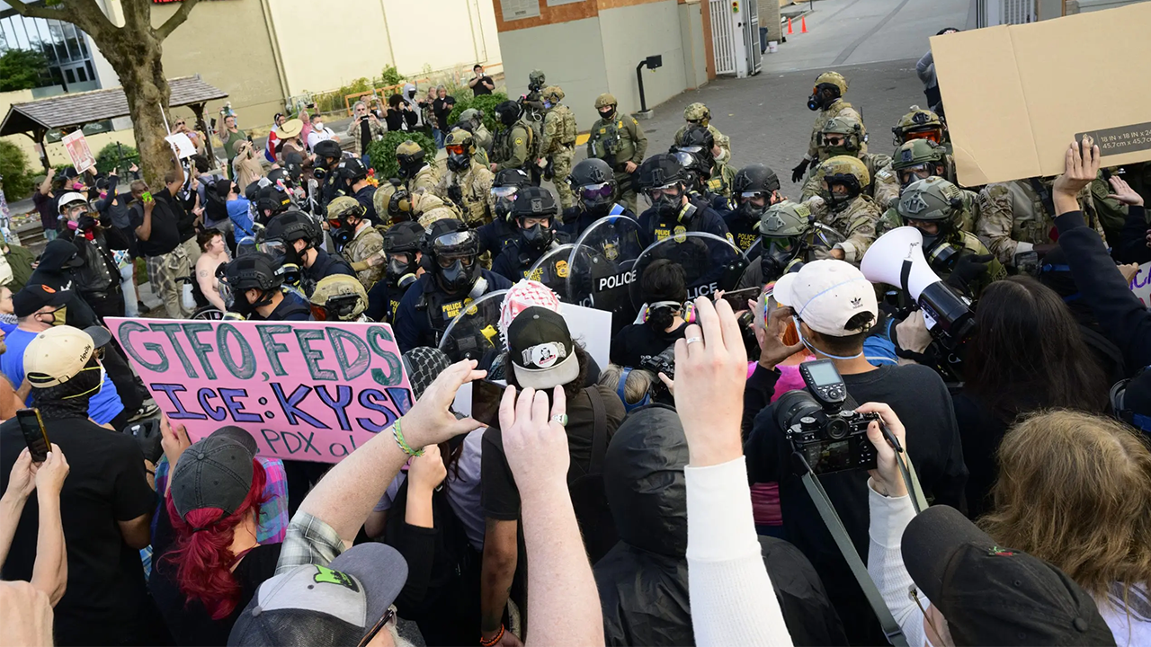 LISTEN: Man leaves disturbing voicemail for ICE agents: ‘Hope they’re doxxed’