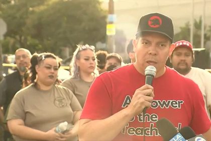 Los Angeles teacher says ICE agents are ‘not the only ones with guns’ following shooting of federal agent