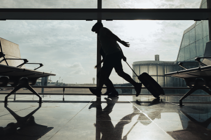 Hollywood piano teacher allegedly flees country after sexual abuse conviction involving teen