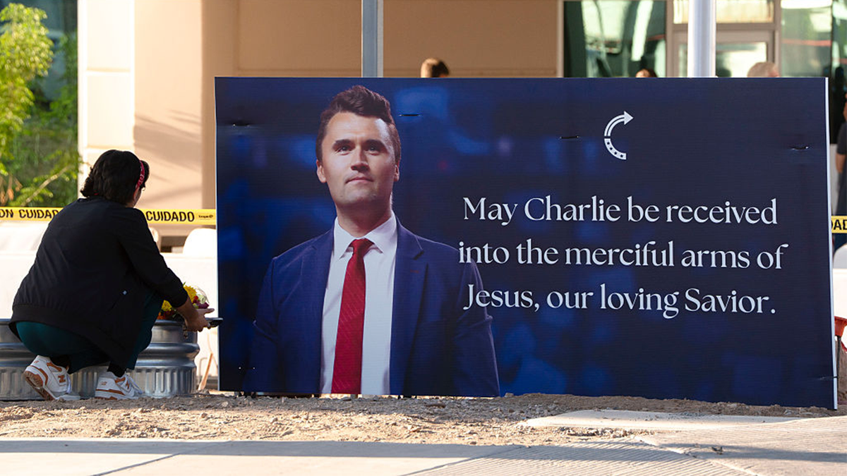 Arizonans mourn Turning Point USA founder Charlie Kirk