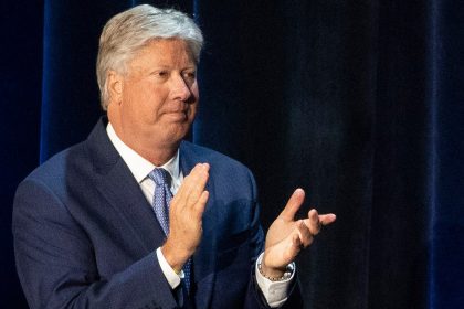 Texas megachurch founder to spend 6 months in jail for sexually abusing girl