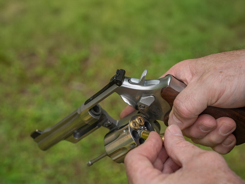 smith wesson 686 plus mountain gun review 3