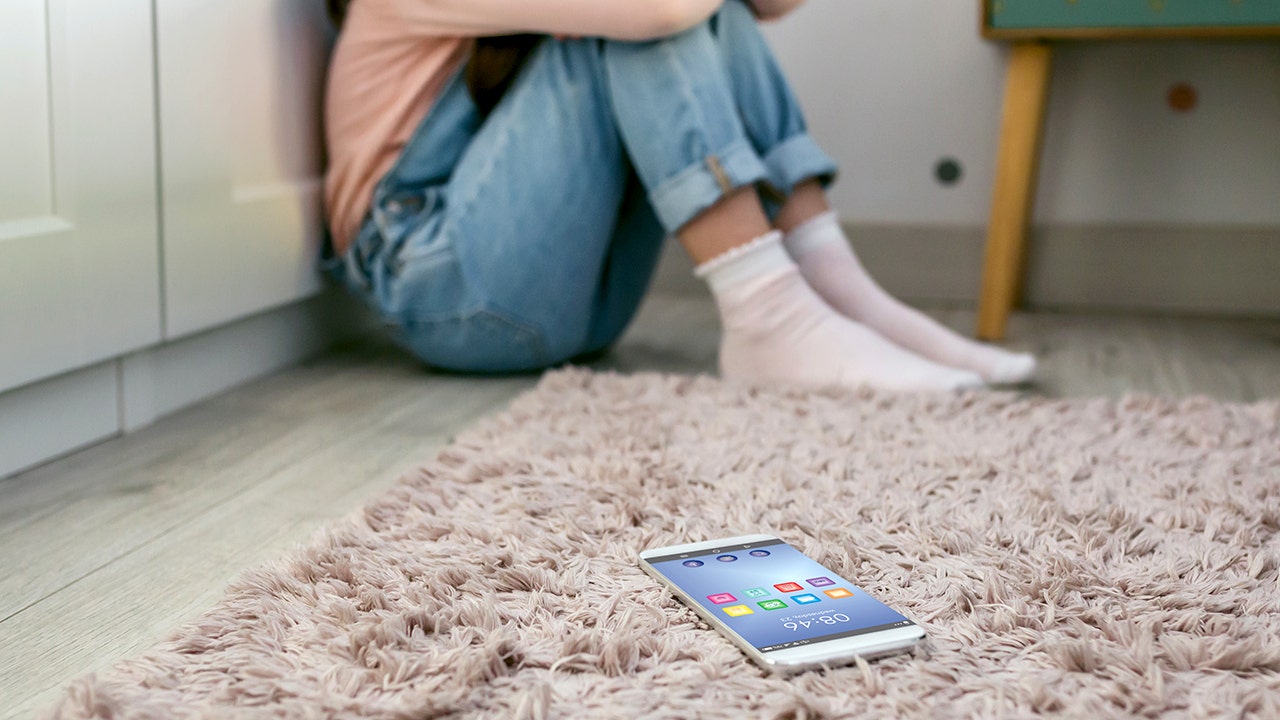 Teen sues AI tool maker over fake nude images