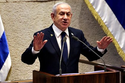 Netanyahu requests pardon from Israeli president, after Trump letter urging clemency