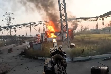 🔴 Ukraine War – Ukrainian Special Forces In Heavy Combat In Pokrovsk • Helmet Cam Combat