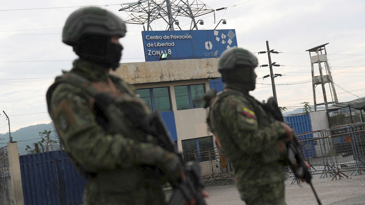 Ecuadorian prison guards